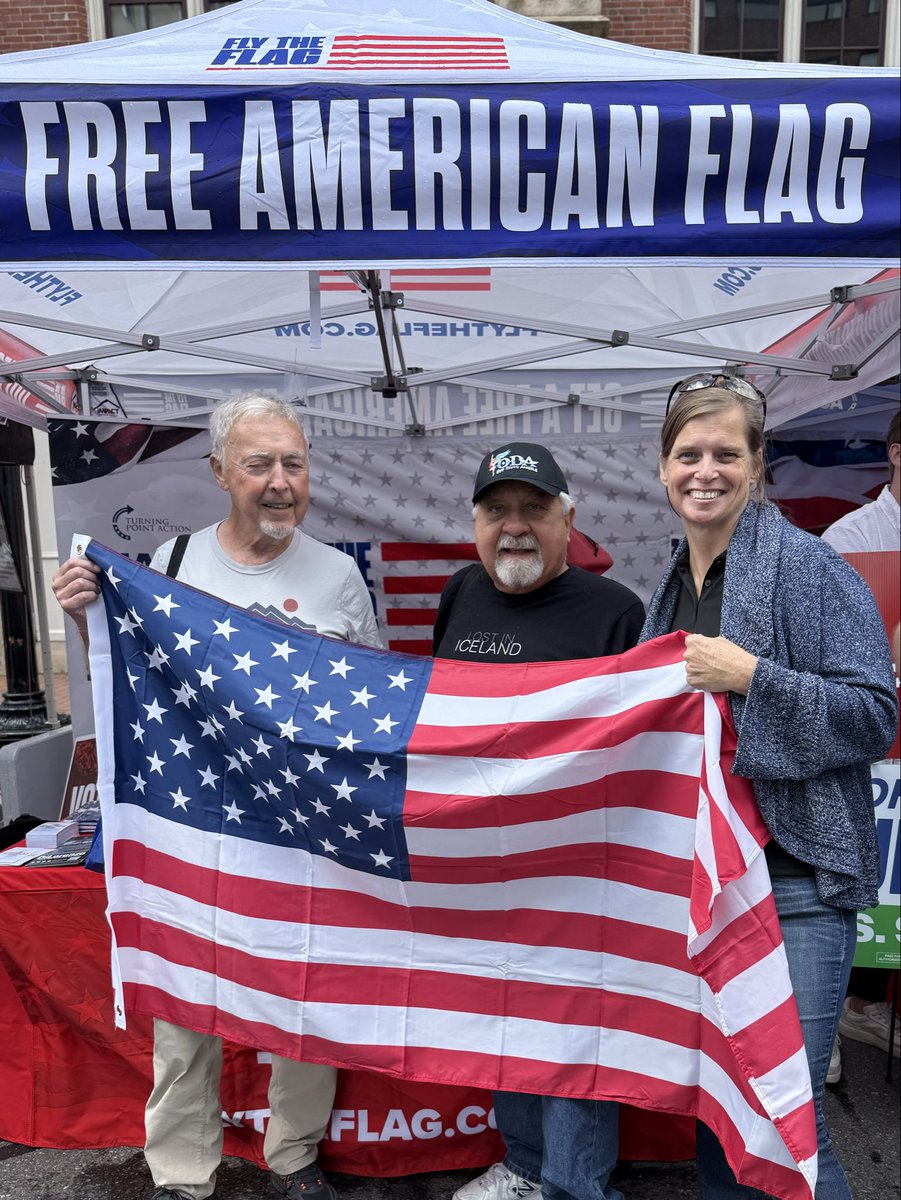 LiveFreeDani's tweet photo. Another flag going home with car loving patriots! 🇺🇸

These two gentlemen are here to see hot rods, but they took the time to check their voter registration status!

Patriotism for the win!

@TPAction https://t.co/kuTVYfXu7R