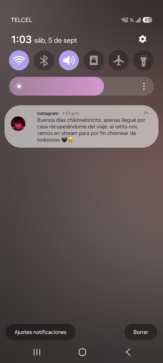 _nosoykarla's tweet photo. Si hay stream hoyyyy, ya quiero chismecito 🖤 https://t.co/ECc82jTRO0
