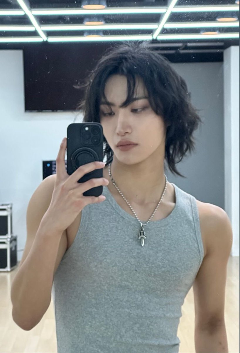 ungseobie's tweet photo. everyone remembers where they were when these dropped https://t.co/mst1VTbm4r