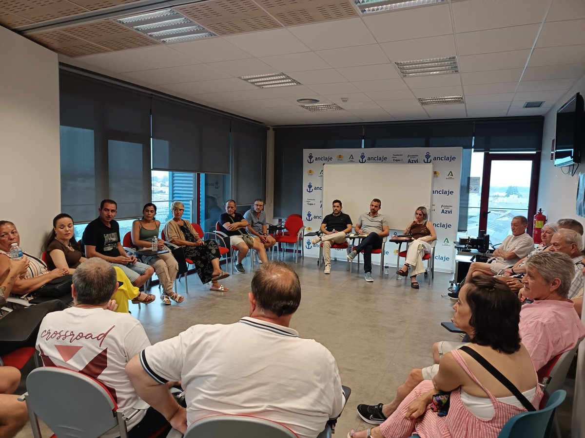 SevillaAnclaje's tweet photo. Primer Grupo de Veteranos tras el periodo estival https://t.co/rP5P4lYqgW