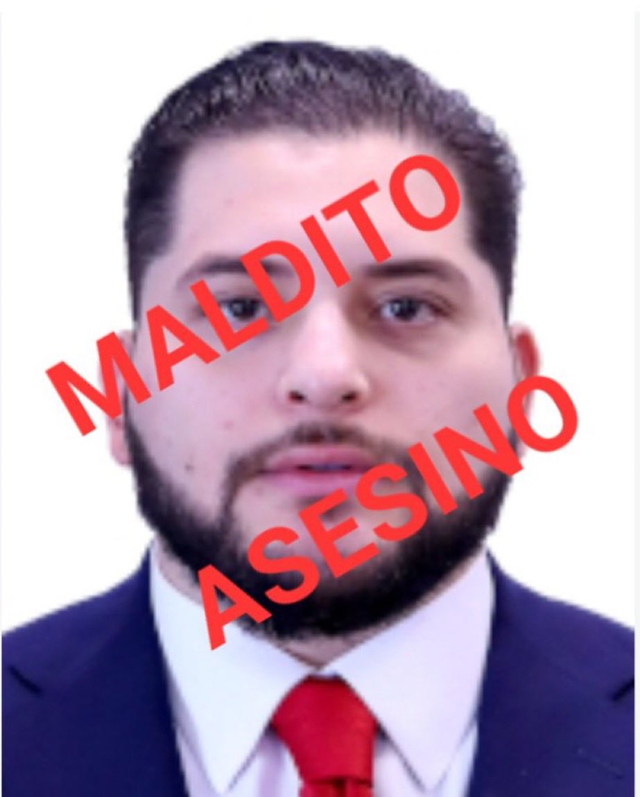 DenisPa78335311's tweet photo. HERE’S YOUR ASSASSIN IN CHIEF , HIS NAME , @CarlosGMancilla. EVERYONE IN #Mexico🇲🇽 POINTS THEIR FINGER AT HIM BECAUSE HE WAS CONFRONTED FOR BY @ZenyazenEscobar , @MorenaSenadores 
FROM NOW ON,THE @FGRMexico WILL BE IN CHARGE OF THE ASSASSINATION CASE https://t.co/JV0GM6Q1x6