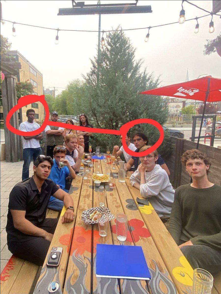 marleymaeeeeee's tweet photo. This was the only photo of ema and josh together yet they're so far away WHAT ARE YOU GUYS DOING https://t.co/Kuzs03RvrM