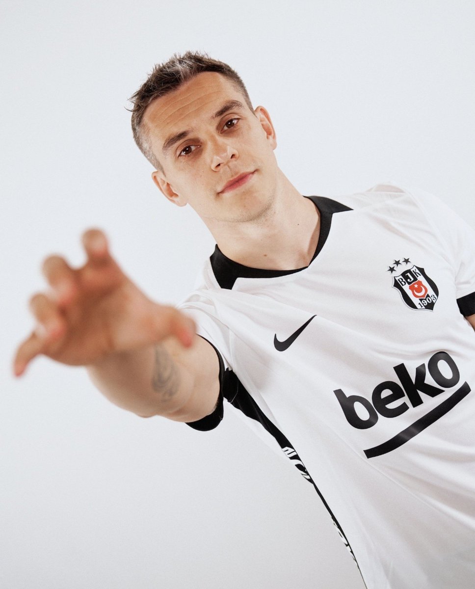 bora_tasoren's tweet photo. Cok buyuk oynadi @LTrossard @Besiktas
#FBvBJK https://t.co/PmrIifmR79