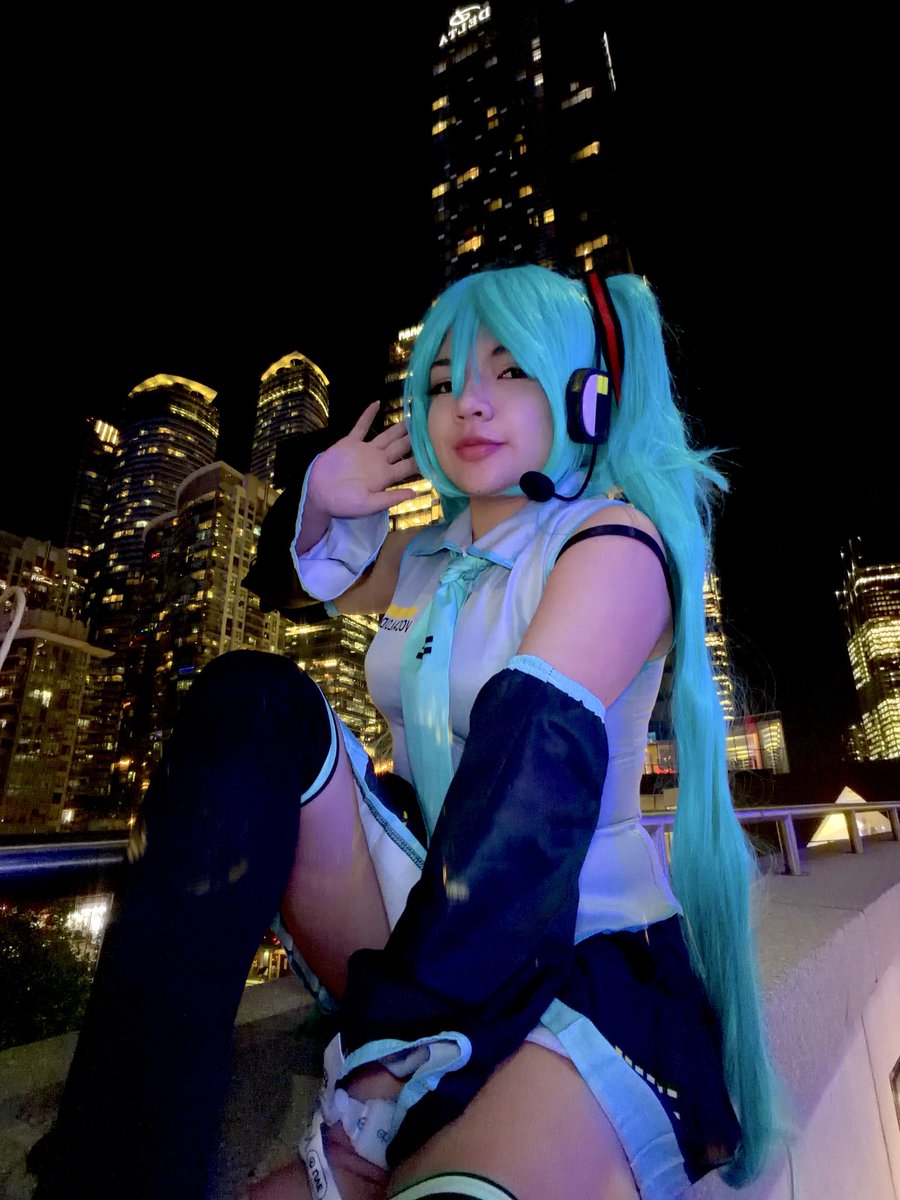 karasubear1's tweet photo. Miku :3 ☆
-
#hatsunemiku #vocaloid #anime #manga #edit #cosplay #animeedit #miku #emiru #twitch #streamer #fanexpotoronto #fanexpo #animeexpo https://t.co/7HM4lW99Jr