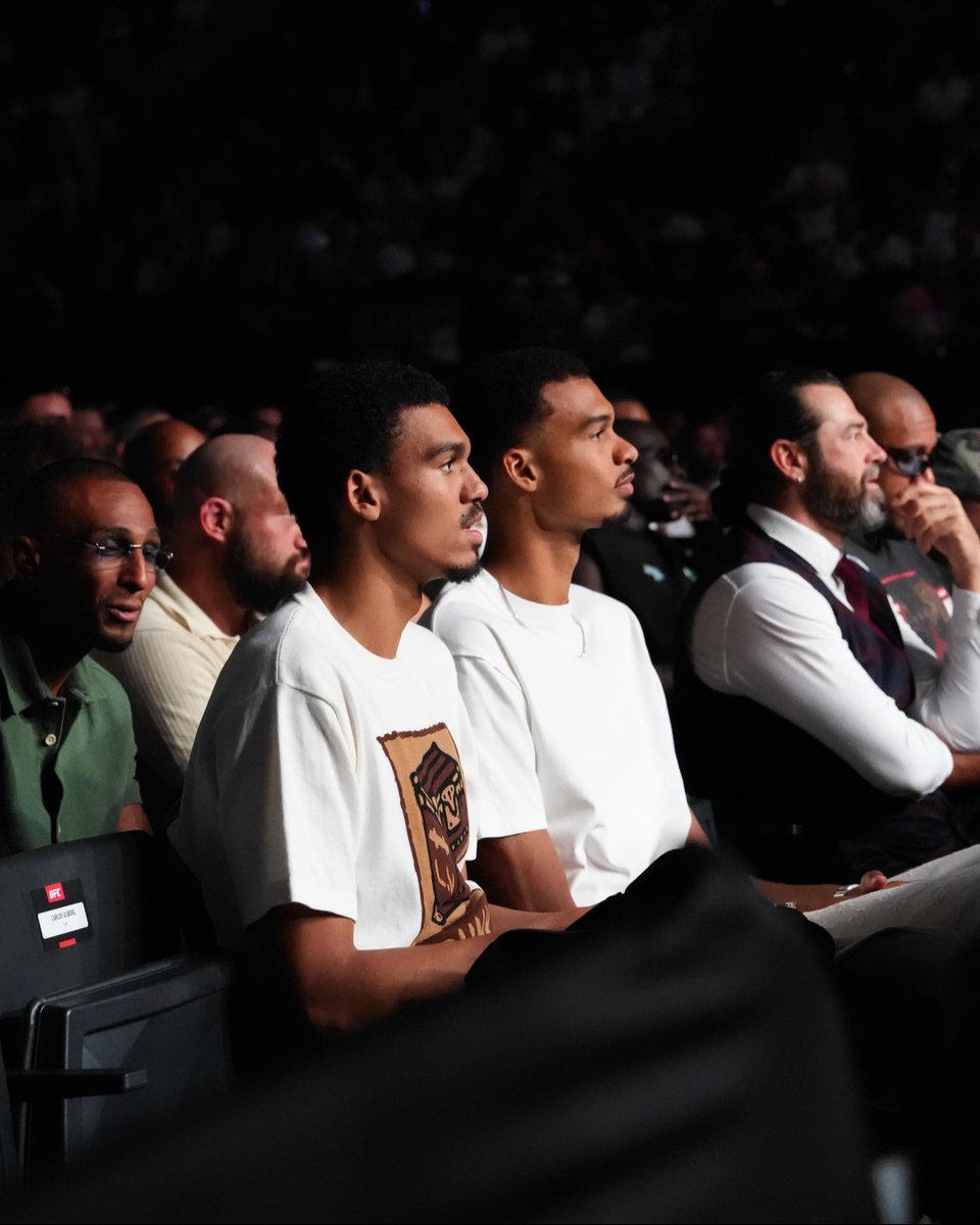 ufc's tweet photo. Catching all the action 👊

@Wemby pulled up to watch the #UFCParis entertainment!

[ LIVE NOW on @ParamountPlus ] https://t.co/zuRWhJRKzC