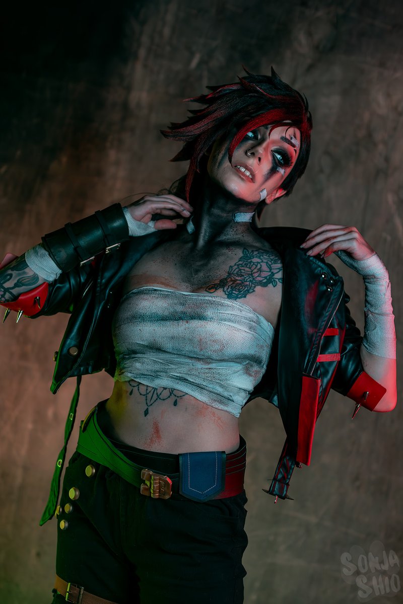 SonjaShio's tweet photo. “Everyone loves an underdog story... until it's their turn in the pit.”
-
Pit FIghter VI from Arcane (League of legends) https://t.co/B7VhOEfP8q