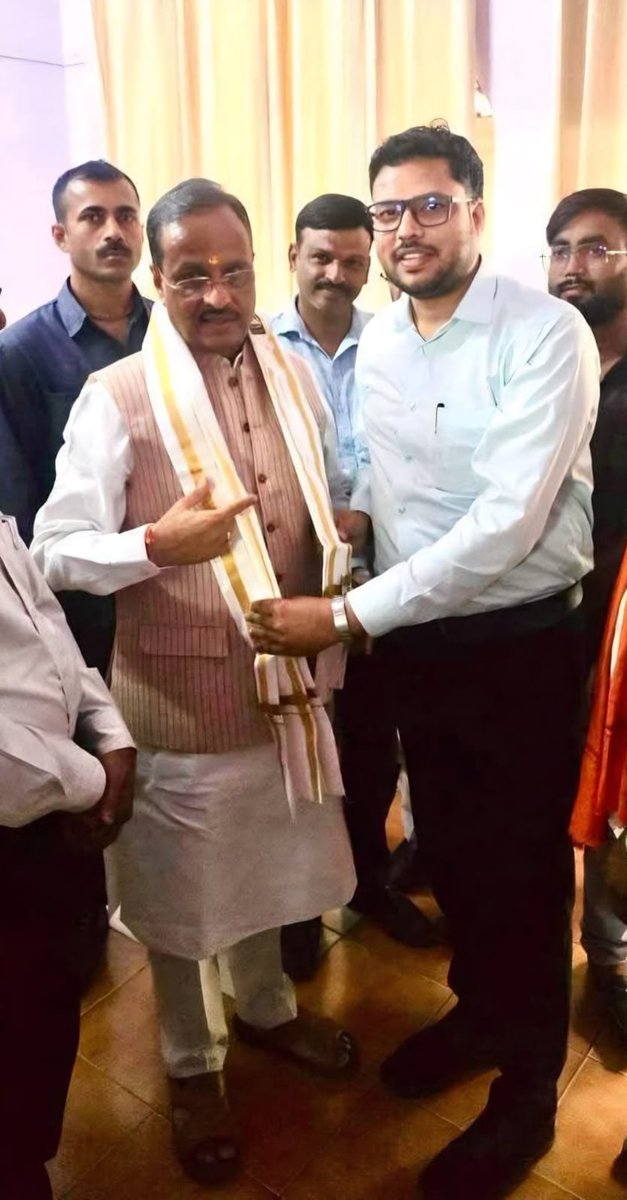sameerrizvistp's tweet photo. उत्तर प्रदेश के पूर्व उपमुख्यमंत्री एवं मा. राज्यसभा सांसद आदरणीय डॉ. दिनेश शर्मा जी को अंडमान एवं निकोबार द्वीप समूह का माननीय लेफ्टिनेंट गवर्नर नियुक्त होने पर हार्दिक बधाई एवं शुभकामनाएं।

आपका अनुभव, कुशल नेतृत्व एवं राष्ट्रसेवा का संकल्प इस नई जिम्मेदारी में भी जनहित एवं विकास को नई दिशा देगा।

सफल एवं यशस्वी कार्यकाल हेतु अनंत मंगलकामनाएं।

@drdineshbjp