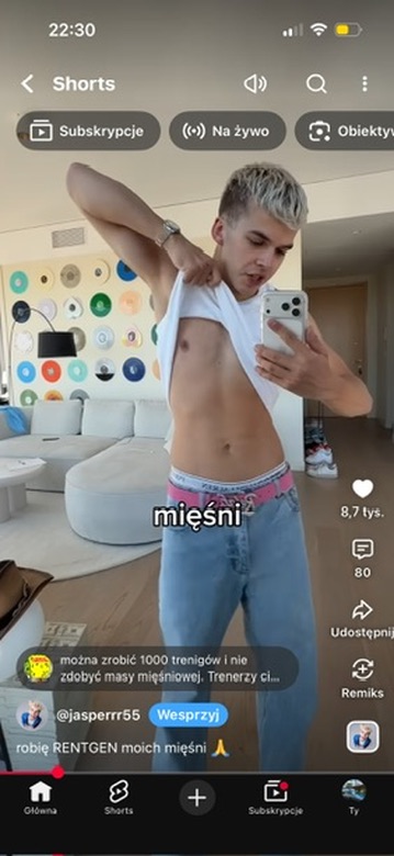 hot_influence's tweet photo. Jasper hot foto 🥵🥵🥵 https://t.co/q2WtHX1RY5