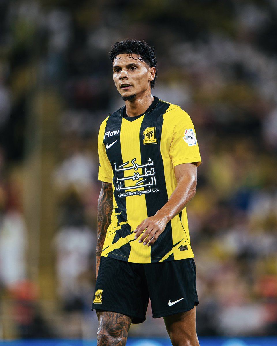 SPL's tweet photo. ظهور أول للدولي الكولومبي ريتشارد ريوس 🇨🇴⚽️

#دوري_روشن_السعودي https://t.co/uaFCTgA8f3