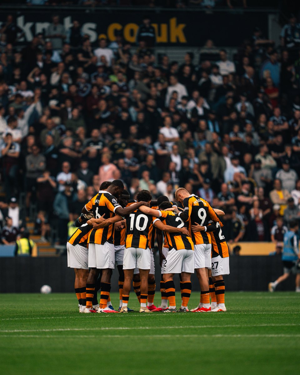 HullCity's tweet photo. Still unbeaten. 💪 https://t.co/Iu0T0t9SZ9