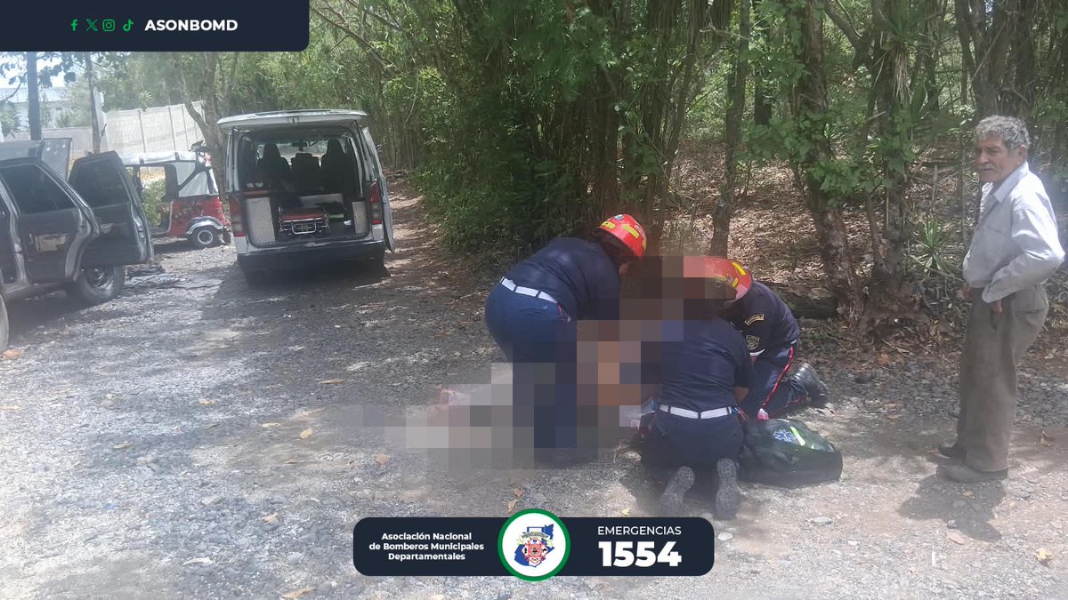 sonora969's tweet photo. 🔴DISPAROS | Incidente armado dejan a un hombre con heridas por arma de fuego, Bomberos lo trasladan  a la emergencia del Hospital nacional de #Guastatoya. https://t.co/vZBdzznvRM