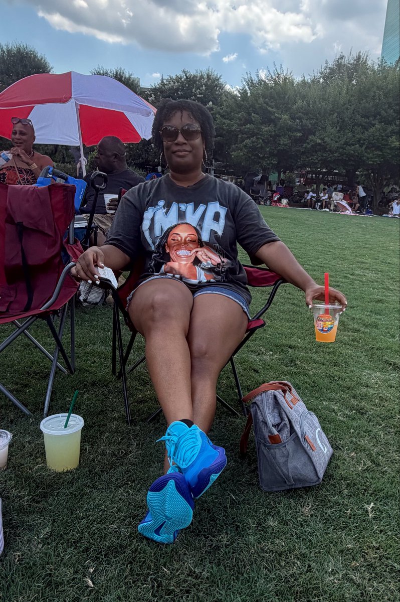 Cher_Johnson10's tweet photo. A G’reat Day💙🍹 https://t.co/ctR9HIglnv