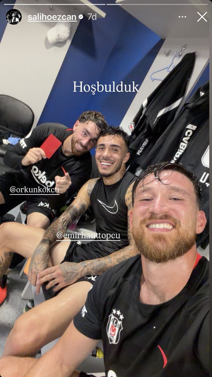 nocontextjk's tweet photo. Salih Özcan’ın yaptığı gönderme Ahahahajjaja https://t.co/FNK0GF9X42