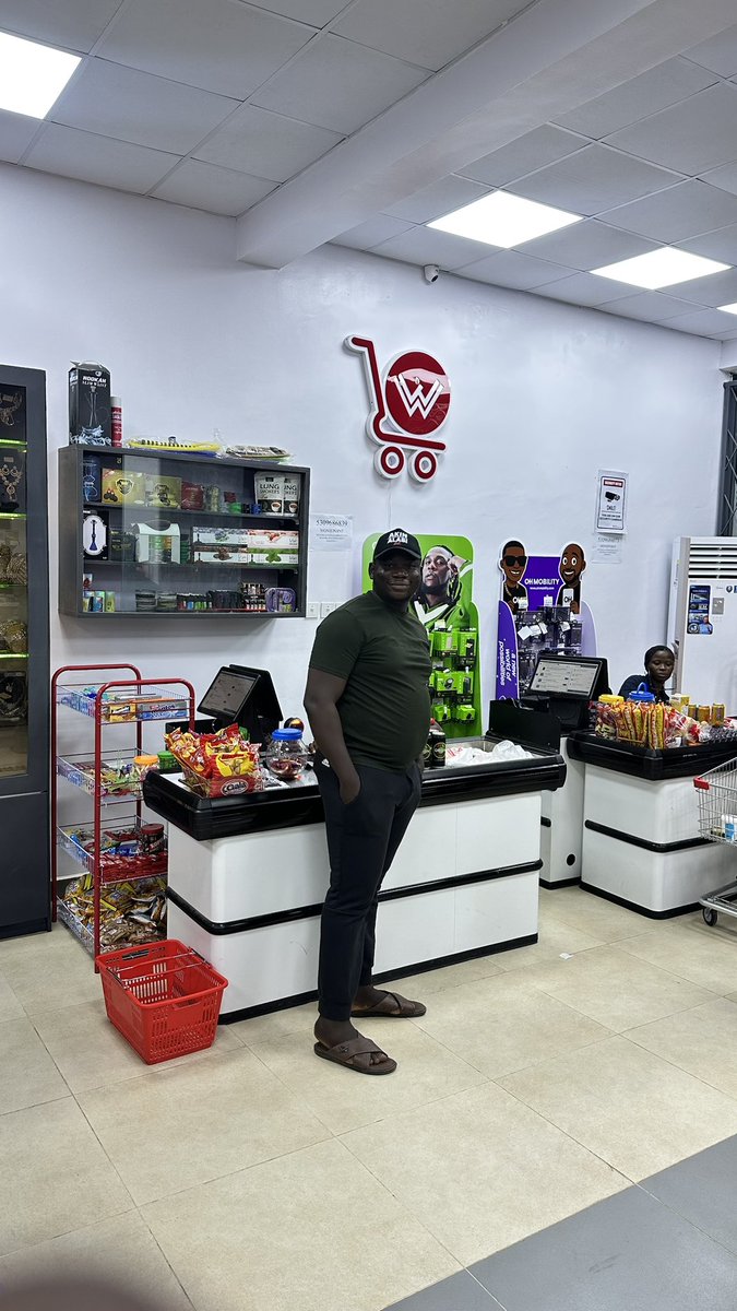 Olaolu_olaniyi's tweet photo. Fully stocked, Westmead Mall, Samonda has everything on your everyday list; and then some.
Followed the lead of some creative who put me on, and I was not disappointed. If youโre around Samonda/Ibadan, this is your one-stop spot. ๐๏ธ
#WestmeadMall
#Samonda
#EverydayNeeds https://t.co/Sj5JD1LWcX