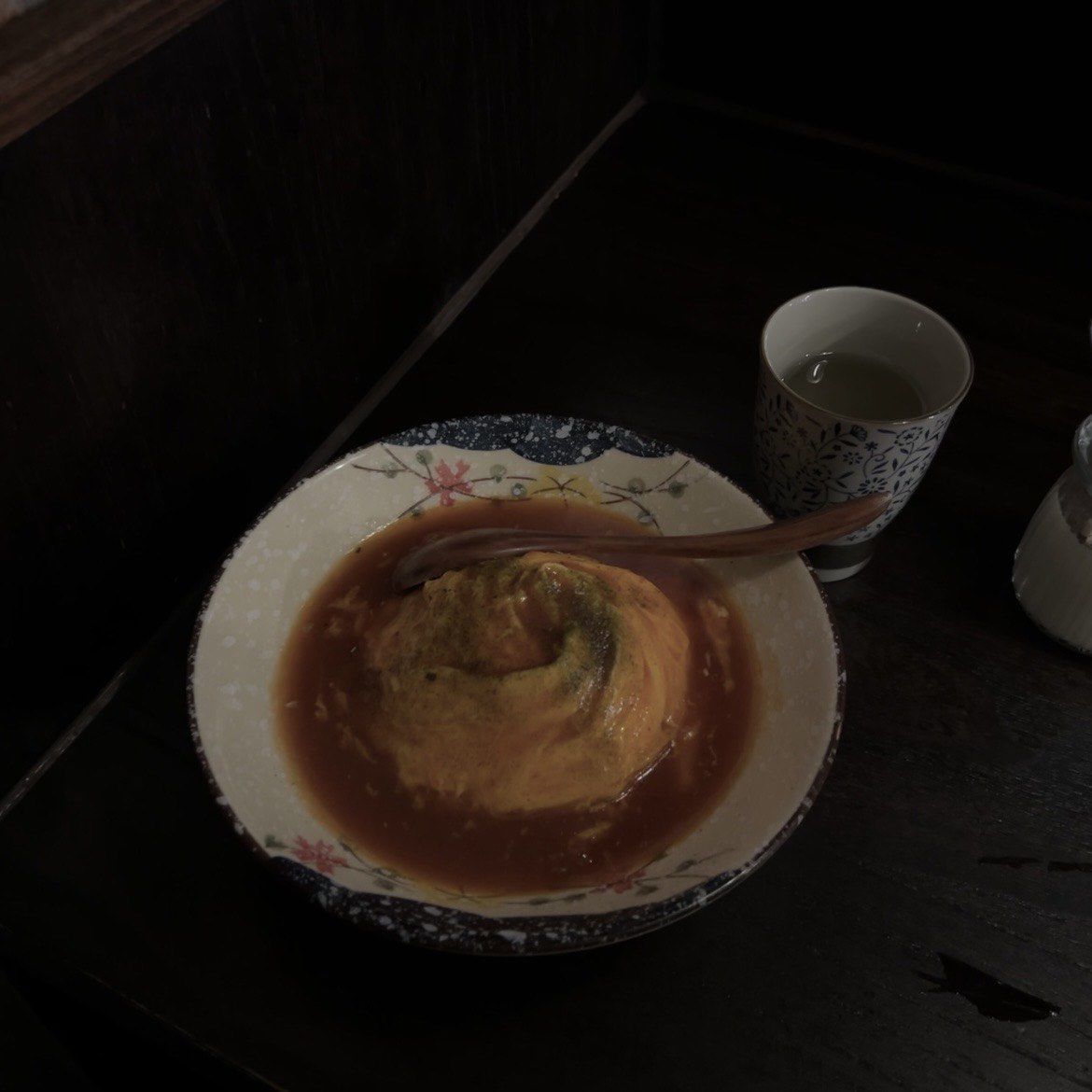 rigaltivan's tweet photo. [A warm late-night bowl of chicken congee, steamy and soft, pairs with a tiny pickled side. The kitchen light’s just on, no rush—just the quiet glow that makes bad days melt.] https://t.co/vXKKTOkjEF