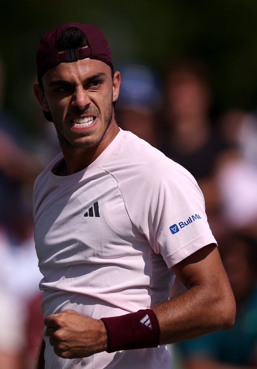 gonzaloferreyr's tweet photo. Argentina vuelve a tener dos representantes en los octavos de final del US Open por primera vez en nueve años (Del Potro y Schwartzman en 2017).

¿El tenis argentino murió? Jajaja. https://t.co/Z0Ff3A8yJm
