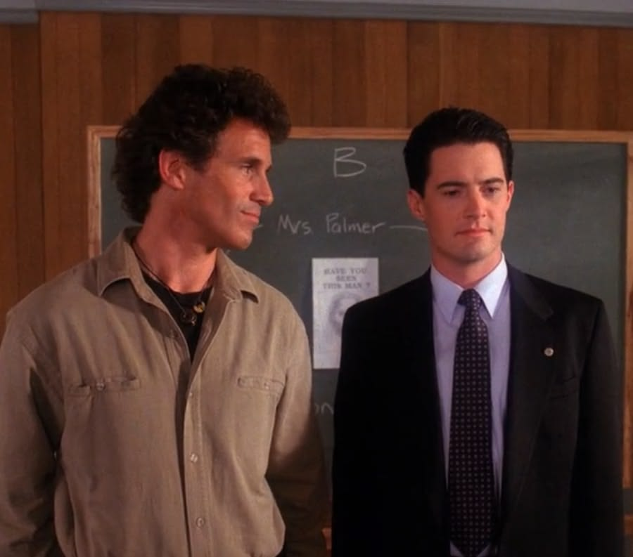 beaumonstrosity's tweet photo. my fav pic ever harry WANTS that cookie and cooper is just unaware asf https://t.co/CDs4YFqZNI