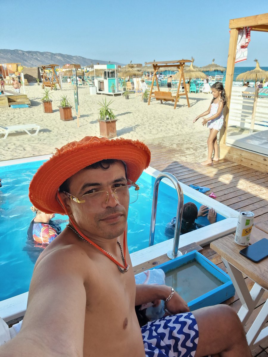 marwen1100's tweet photo. Summer vibe ⛱️☀️ https://t.co/mvHyracBME