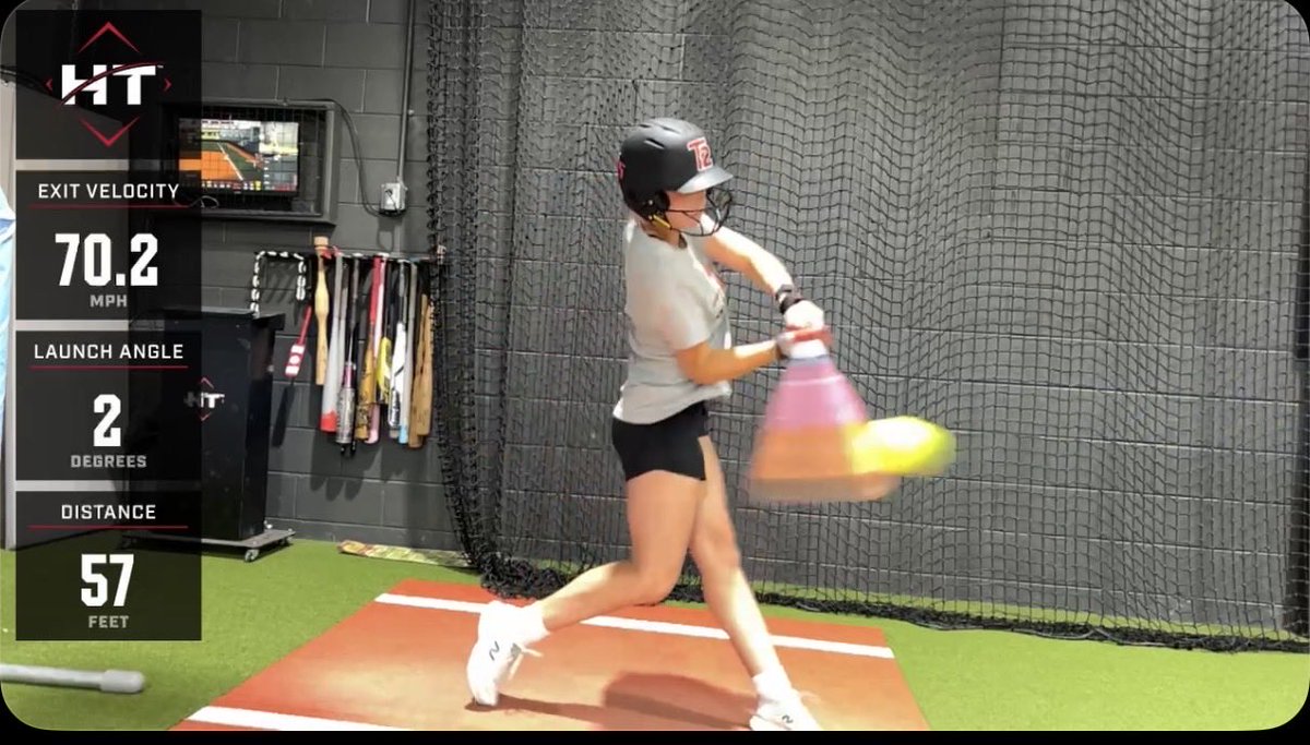 KaneFinleigh's tweet photo. Got some work in at The Hit Club yesterday!
Got to work out with
@siennagerimonte. I loved using their HitTrax machine to track my metrics and look over my swing!
@Turnin2Pezz @Turnin2Softball @CoachCarah @coachkam_ep @CollegeBDJocks @pezzplayers #softball #grad29 #puttinginthework
#trustingtheprocess