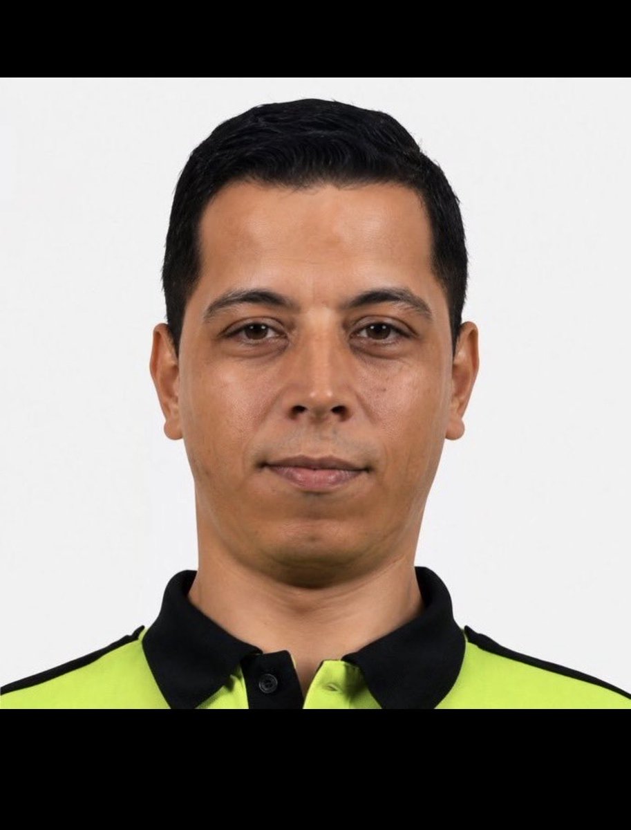 YavuzEnginSavci's tweet photo. Esenyurt'ta yaptığı trafik uygulaması sırasında açılan ateş sonucu şehit olan polisimiz M. Ali TOPATAN'a rahmet , yakınlarına sabır diliyorum. 
Görevi başında vatanın huzuru ve güvenliği için can veren tüm şehitlerimizin ruhu şad olsun🇹🇷 https://t.co/9Y4pABo1kj