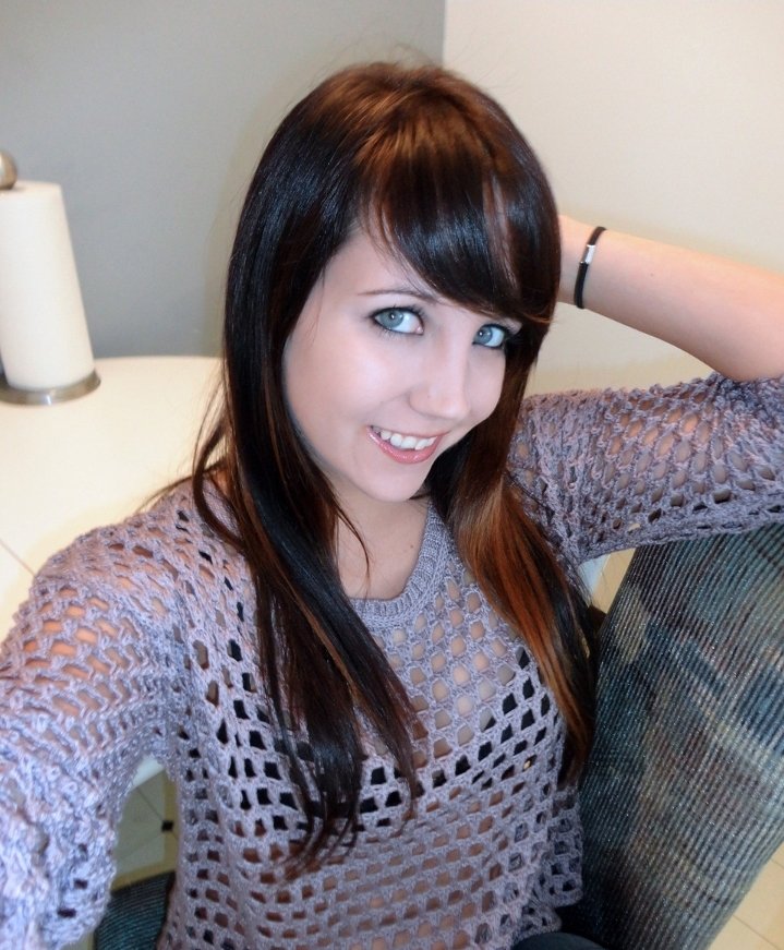 andipink102's tweet photo. what's the first thing you noticed about me? https://t.co/T2LtIhv21r