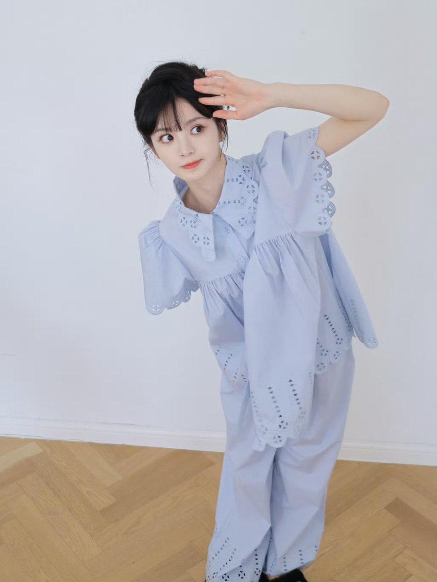 turningbald's tweet photo. my marshmallow floof
— #田曦薇 #TianXiWei https://t.co/C3HOqeawXU