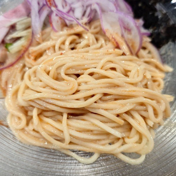hiro_ramenzuki's tweet photo. menya 787（麺屋菜花奈）" 久しぶりに出会ったあん肝のメニューは、濃厚な風味と旨味！スープが麺と良く絡んで旨さマシマシです❗(￣▽￣)b " ブログ更新しました。

menya 787（麺屋菜花奈）【冷製あん肝和えそば】＠菊川市加茂

https://t.co/PrffutKAq2

#menya787 #麺屋菜花奈 #冷製あん肝和えそば #静岡県 #菊川市 #あん肝 #醤油 #限定メニュー #朝ラー #ラーメン #中華そば
