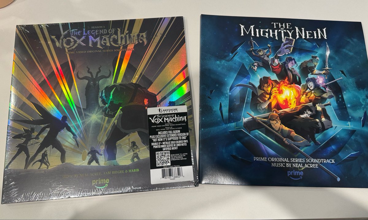 beauyashaa's tweet photo. record store finds!!!!:)))) https://t.co/UGE5C621Zi