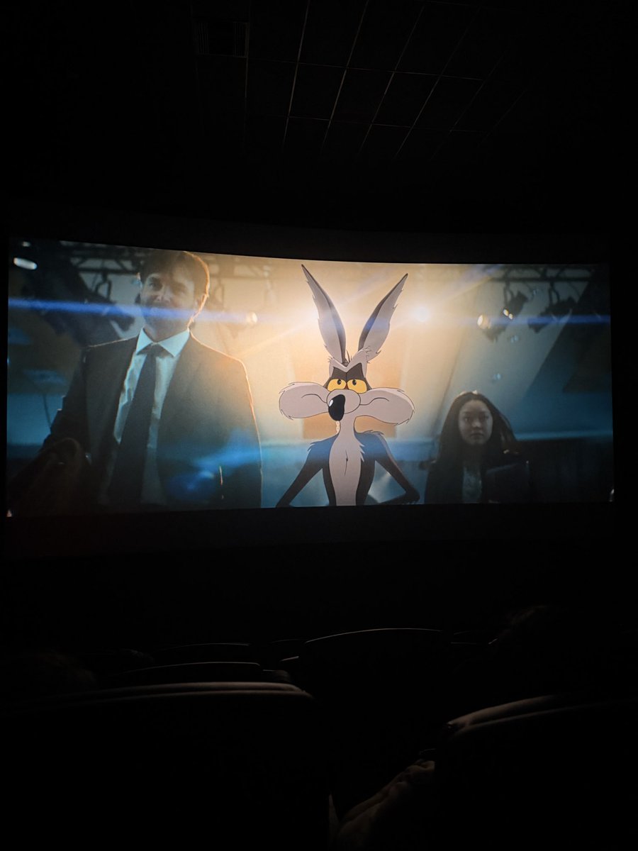 diavlcaos's tweet photo. Peliculon, de paso, en las escenas de doble sentido toda la sala hizo burla de eso y todos nos reímos, no me sentí tan solo en la sala jajaja, 10/10 y GOD https://t.co/SBeCWoBOQz