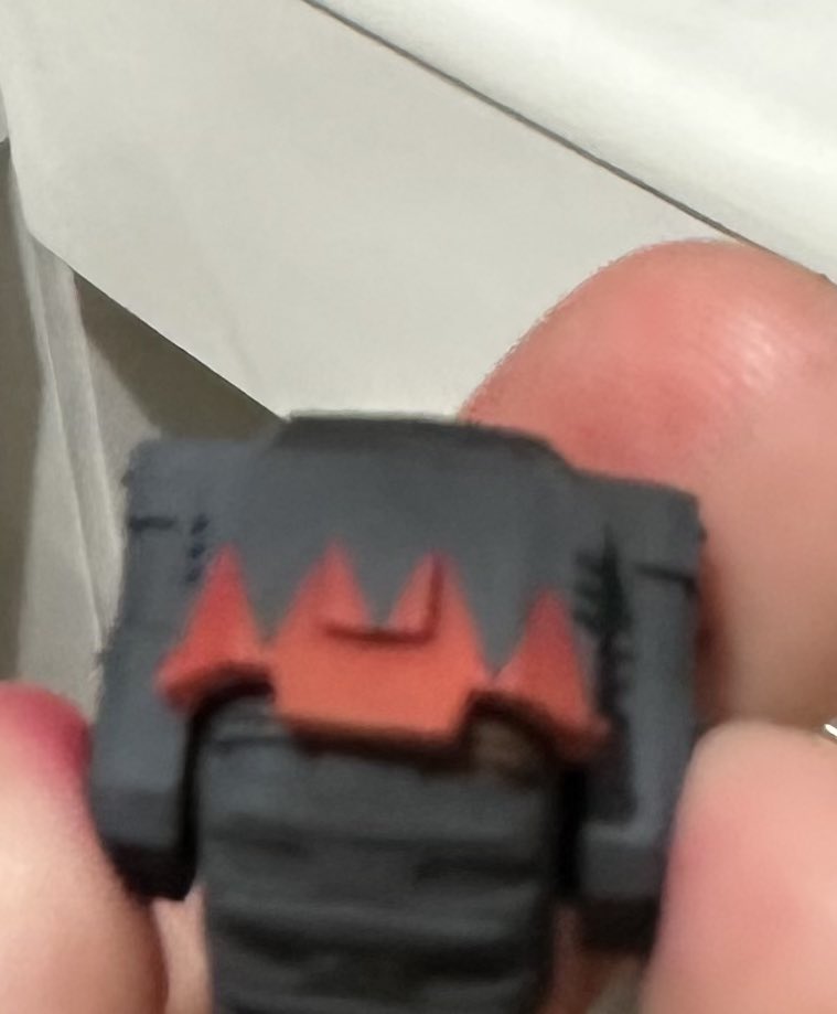 FatHeadFat's tweet photo. I couldnt get much done today so i decided to try my hand at stencils and airbrushing. The white scar markings markings are so cool i usually free hand but really wanted to try this technique and i think it was a succes. https://t.co/BiGIHQZapD