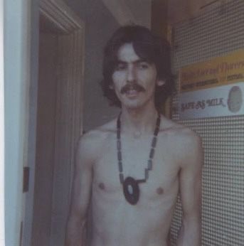 Linxylinx444's tweet photo. George harrison es genuinamente mi thinspo, mírenlo al hijo de perra #edrtwt #edtwt https://t.co/4yAMgCWDcv