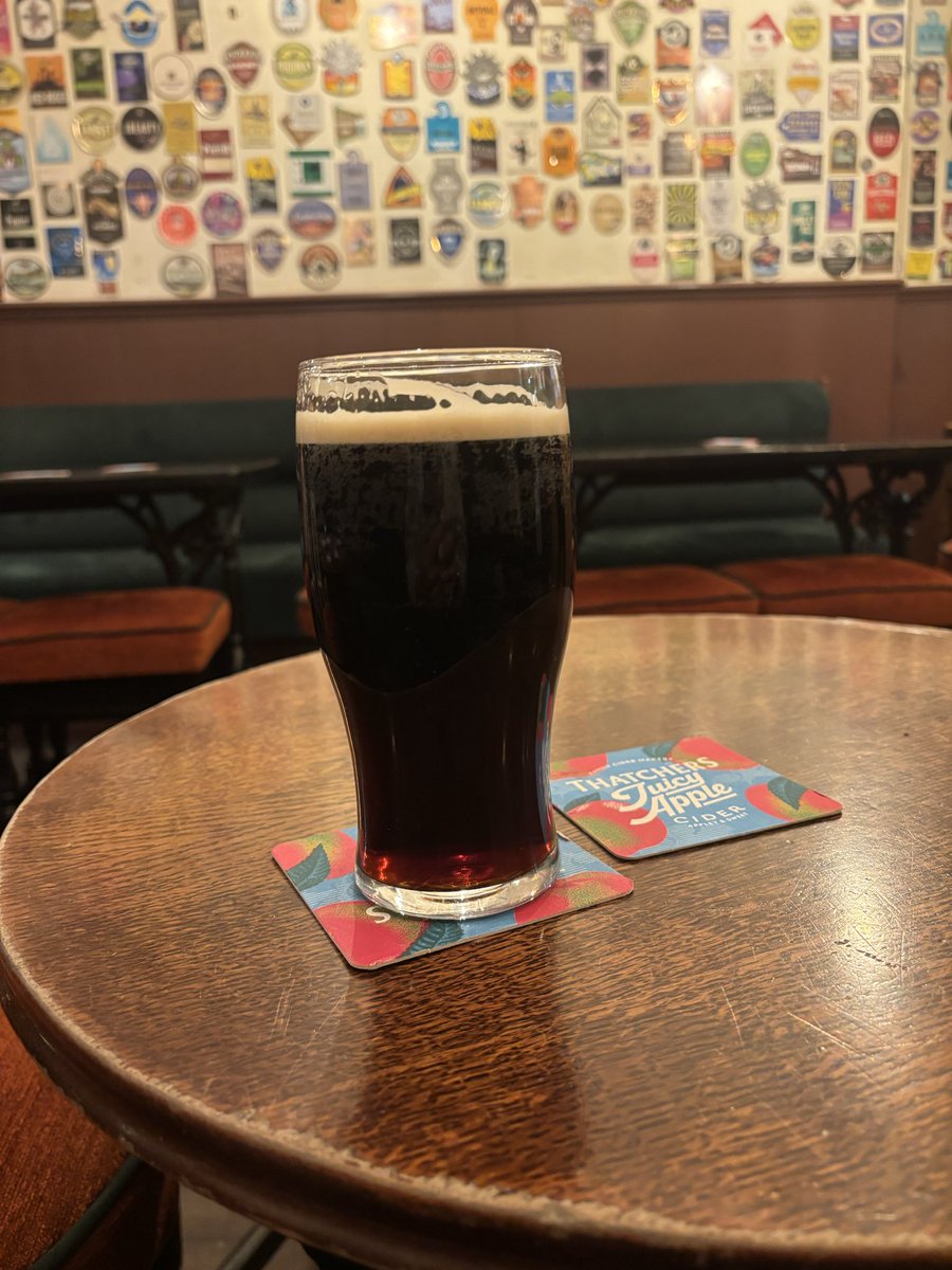 BikesnAle's tweet photo. Stumble Inn, Scarborough micro with music. A few people in on a Sat night. Good pint of Ashover 1910 Porter https://t.co/qz8ZzuRng8