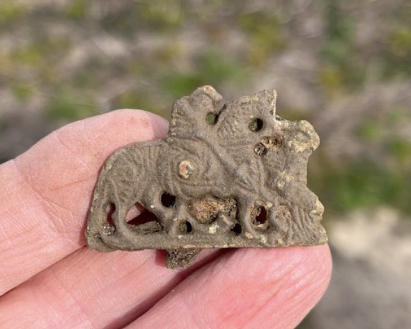 Sagnamadr's tweet photo. New Valkyrie pendants and brooches unearthed in Esbjerg, Denmark. 𐘾 https://t.co/f30UhkkZhe