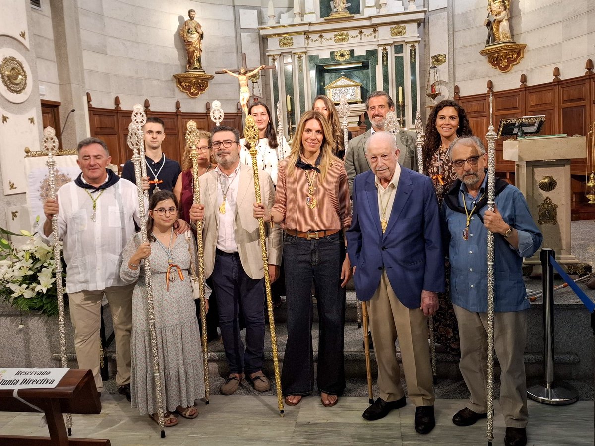 PalomaTejero_'s tweet photo. ✝️ No podía estar más radiante Nuestra Señora de la Consolación, de Pozuelo patrona y estrella, como reza su himno, que hoy hemos vuelto a cantarle en la Salve Solemne de inicio de fiestas https://t.co/5BBcoS1ppc