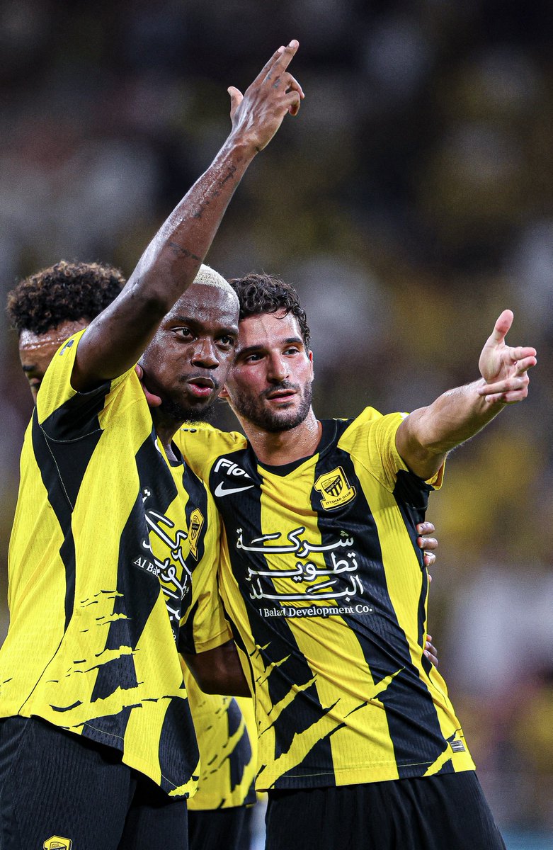 xr75r's tweet photo. كابوس النصر الجديد 😂🔥🔥 https://t.co/UsMFmsRffS