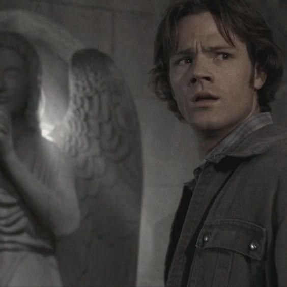 formnvoidd's tweet photo. religious imagery sam winchester pics are so important to me https://t.co/govADLeu4a
