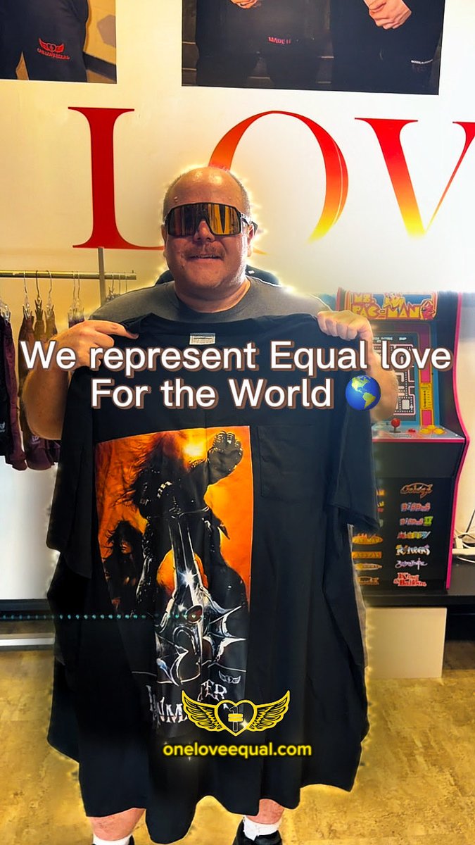 1loveequal's tweet photo. Ty to all Contributors that 
Believe in One Love Equal 
go to our website link in bio 
wear our brand and help us spread the message of Equal Love #oneloveequal #loveislove #supportingOneloveequal #feedingthehomelessthroughfashion 
https://t.co/2MRVzD4M0m https://t.co/Q9oj0Ete2n