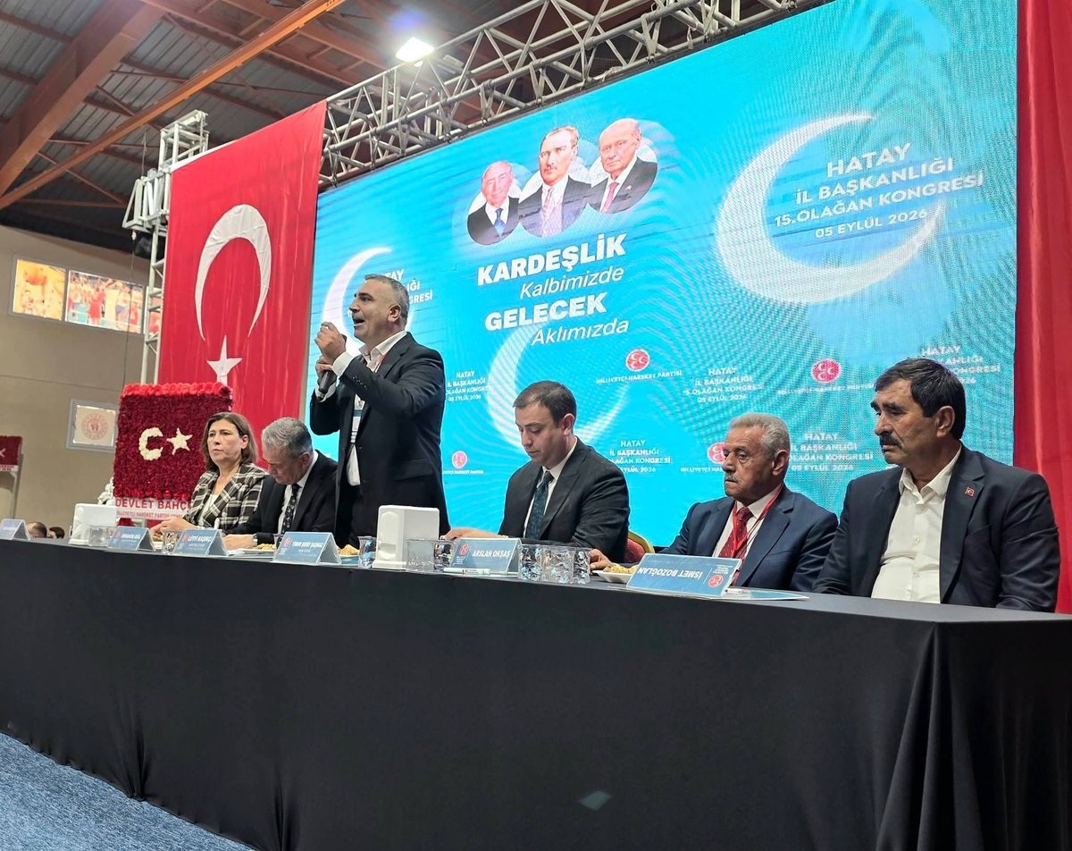 DemirdovenDilek's tweet photo. "Kardeşlik Kalbimizde, Gelecek Aklımızda.”

Milliyetçi Hareket Partimizin 15. Olağan Hatay İl Kongresi’nde; aynı inancın, aynı ülkünün ve aynı büyük davanın mensupları olarak bir araya gelmenin mutluluğunu ve gururunu yaşadık.⬇️ https://t.co/AzLGsMP2d1