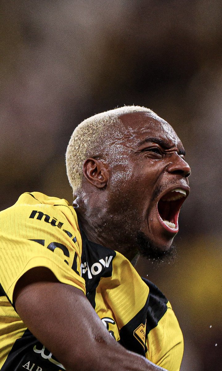 xr75r's tweet photo. كابوس النصر الجديد 😂🔥🔥 https://t.co/UsMFmsRffS