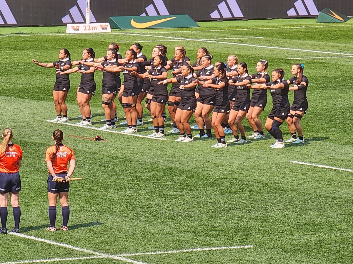 kevinrademeyer's tweet photo. Brilliant once again
@Springboks vs @AllBlacks
Should have been the final game.
#fnb #boks #allblacks https://t.co/bhCWaeguco