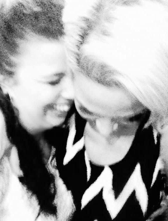 MrsSarahCheryl's tweet photo. Loosing you will never not hurt. It was never about being a fangirl who loved a pop star. It was a young girl adoring this incredible woman with the most incredible soul that most people never got to see. Sarah was so deeply special on so many levels and I am honoured to love her https://t.co/9lX0qkcfqL
