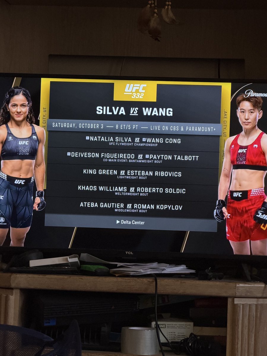 rearnaked_locks's tweet photo. #UFCParis Official Main card for UFC 332 https://t.co/rvmckZvrpm