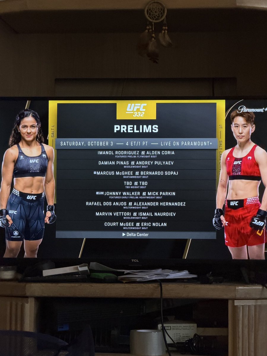 rearnaked_locks's tweet photo. #UFCParis Official Prelims for UFC 332 https://t.co/cMX39KODcQ