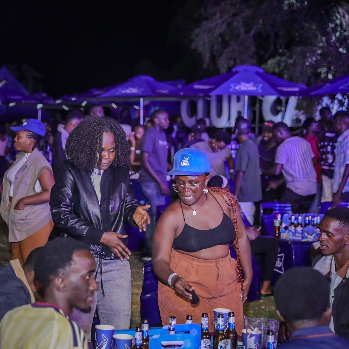 MBU's tweet photo. It's vibes on vibes in Mbarara ๐ฅ
#RefreshinglyYou #ClubCanvasOnTheMove #ClubCanvas https://t.co/YjktV9z6C4