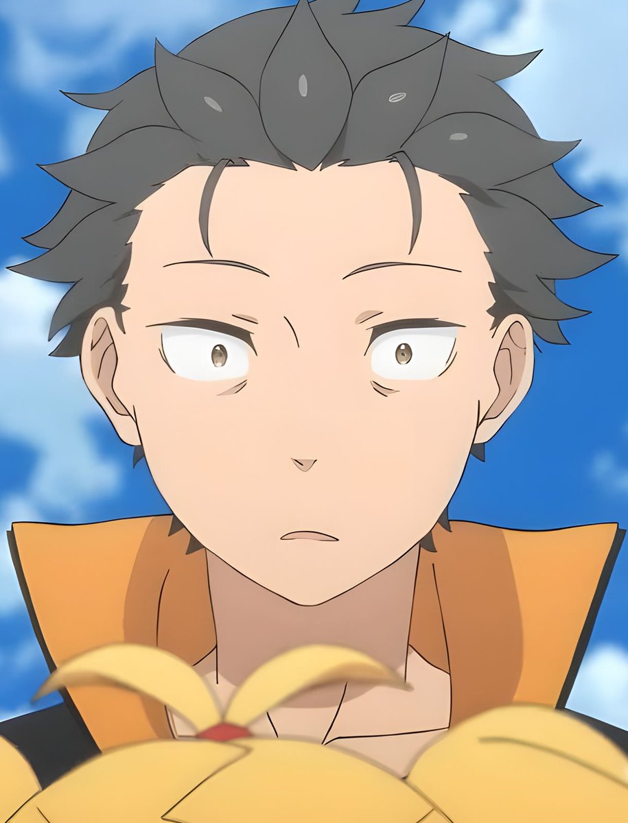 animetrends's tweet photo. RE:ZERO CASI MUERE ANTES DE EMPEZAR

El productor ejecutivo de Re:Zero, Sho Tanaka, confirmó que el anime está lejos de terminar y aseguró que para la franquicia empieza una nueva década.

Durante el décimo aniversario de la franquicia, el creativo reveló que en 2016 la primera temporada pudo haber quedado en apenas 13 episodios por falta de fe y presupuesto, pero el equipo se aferró con la misma terquedad que su protagonista.

Hoy, con la cuarta temporada al aire y más de 16 millones de copias vendidas globalmente, la producción demostró que superar aquellos tropezones iniciales valió totalmente la pena.

Morir y reiniciar en un bucle infinito al menos sirvió para asegurar estabilidad laboral durante toda una década.

Via: rezero_ice