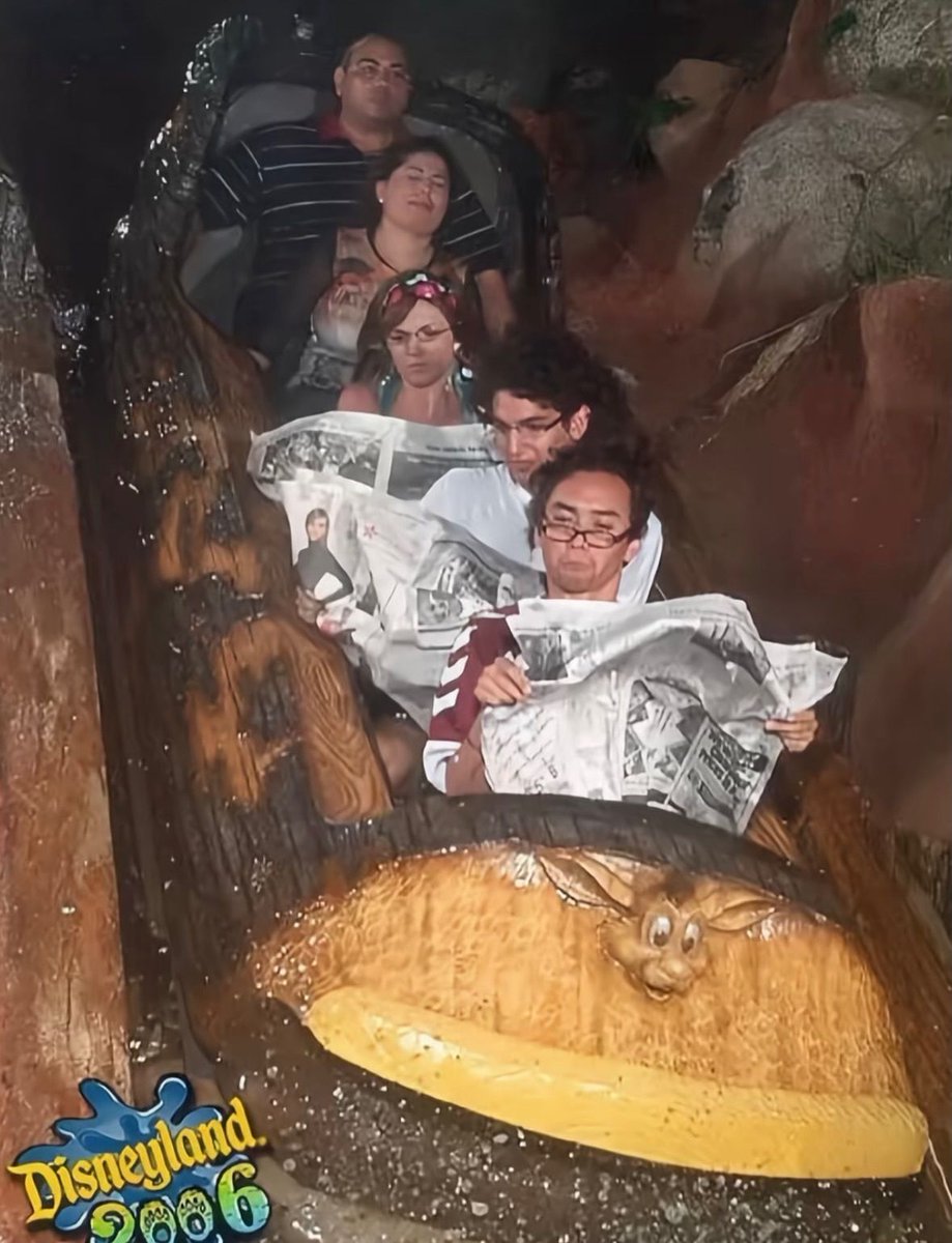 internetpreai's tweet photo. iconic photos from splash mountain https://t.co/RjLB1rp8gm