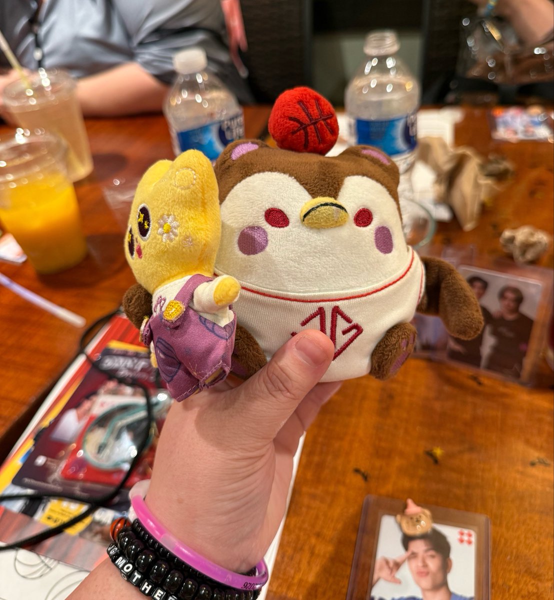 J0ssCakes's tweet photo. Ofdo cupsleeve 🥹 pt1 besties

#JossGawinFMinDC #JossGawin #จอสกวิน https://t.co/schHPAKwwZ