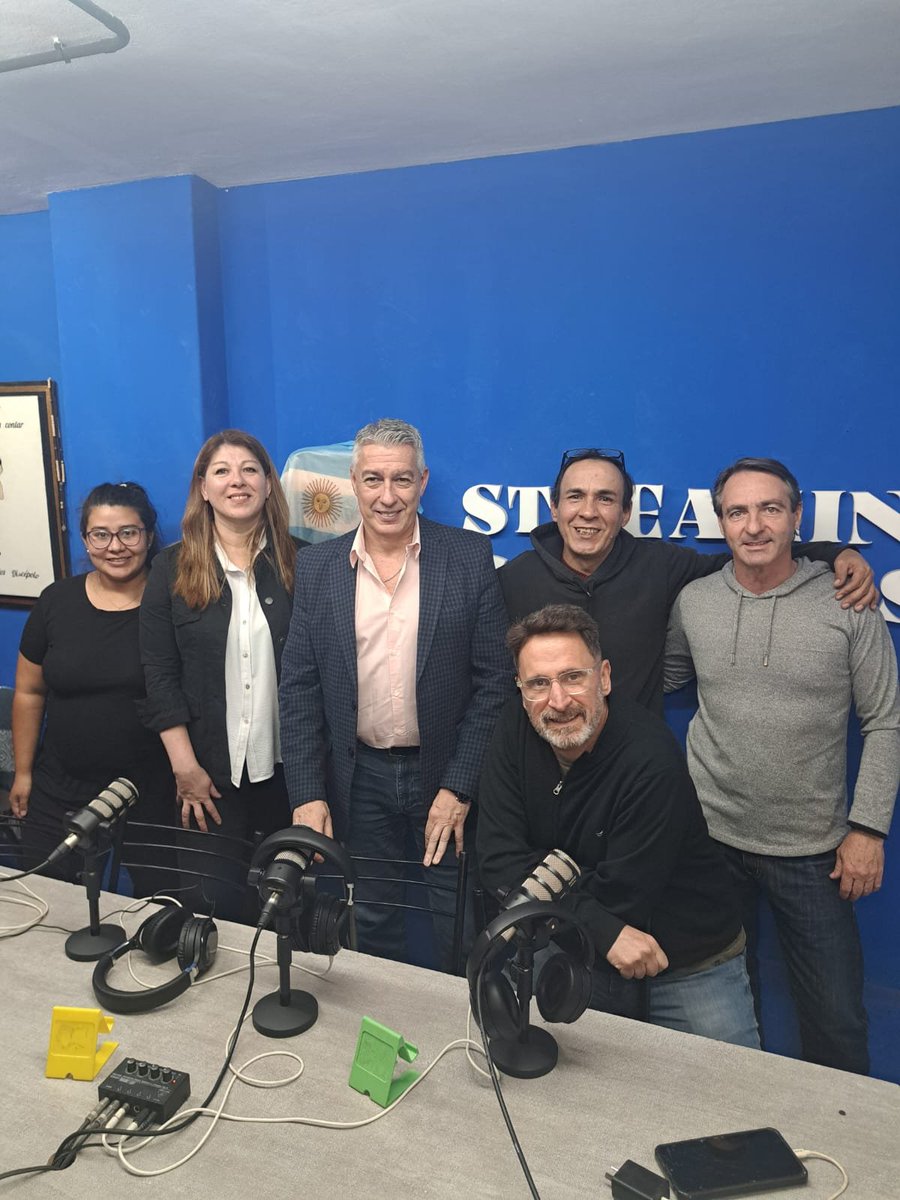 LCBAQQ's tweet photo. El debate con fundamento, la propuesta con sentido y la lógica defensa con datos y argumentos.Esa es la manera de presentarse a un programa de análisis político. 

Gracias por la invitación, siempre a disposición.

#LeonardoLewylle 
#LaCbaQueQueremos
#MartínSigue
#Llaryora2027 https://t.co/F7SklPw4xM