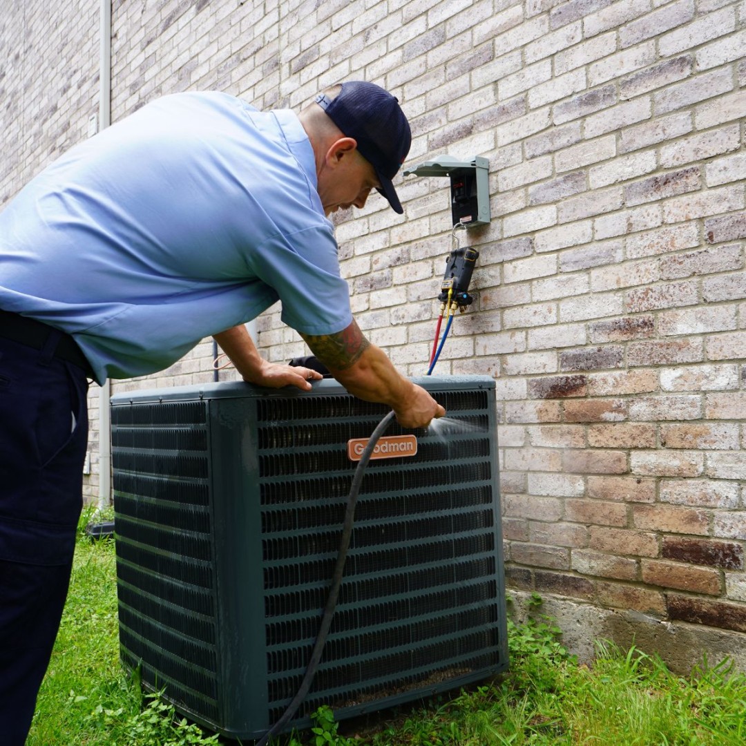 AireServDFW's tweet photo. Setting your thermostat to 62° won’t give your AC a turbo boost. 😅 If your Dallas home isn’t cooling properly, turning it lower doesn’t fix the cause. Need AC help? 📲 (469) 699-8406

Tag your household’s thermostat boss. 👀

#DallasHVAC #ACTips #HVACMyths https://t.co/hXvU9QQTUN