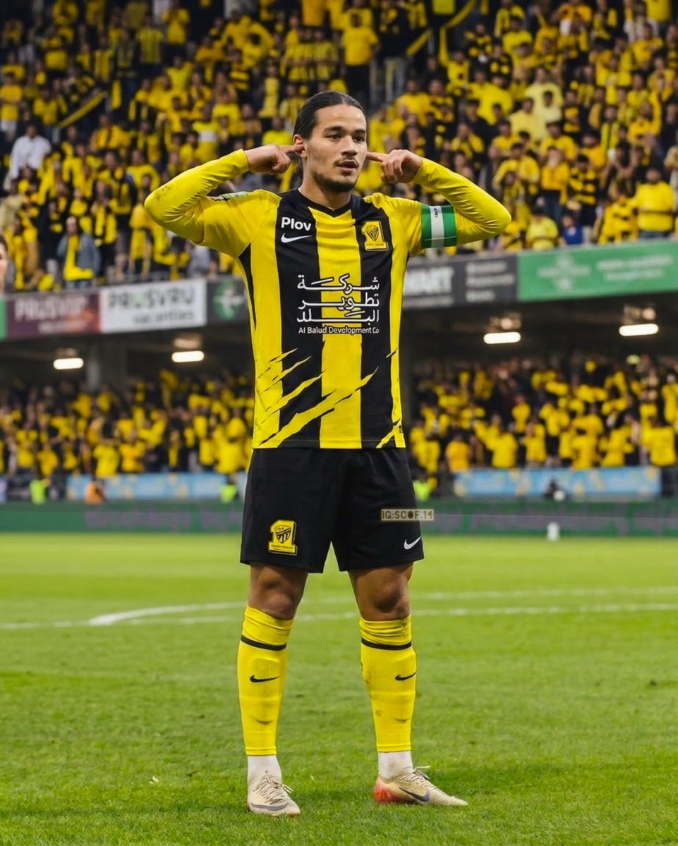 sholalasho's tweet photo. فوزنا على النصر مايغير من حقيقة انه الفريق يعاني وبدون عناصر دايم يفوز الاتحاد على النصر وفي ظروف اسوا من اليوم 

التعاقد مع انيس مطلب وضروره وهو فوزنا الحقيقي

#فوزنا_صفقة_انيس https://t.co/P6a2KWOrQx